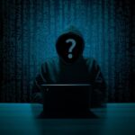 Zagadka wpływu filmów o hackerach na naszą sieć – czy sztuka może poprawić bezpieczeństwo?