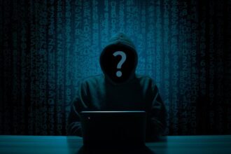 Zagadka wpływu filmów o hackerach na naszą sieć – czy sztuka może poprawić bezpieczeństwo?