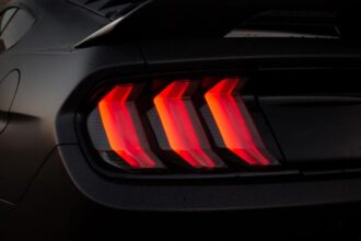 Praktyczne porady na temat przeróbki lamp mustang zgodnie z europejskimi normami