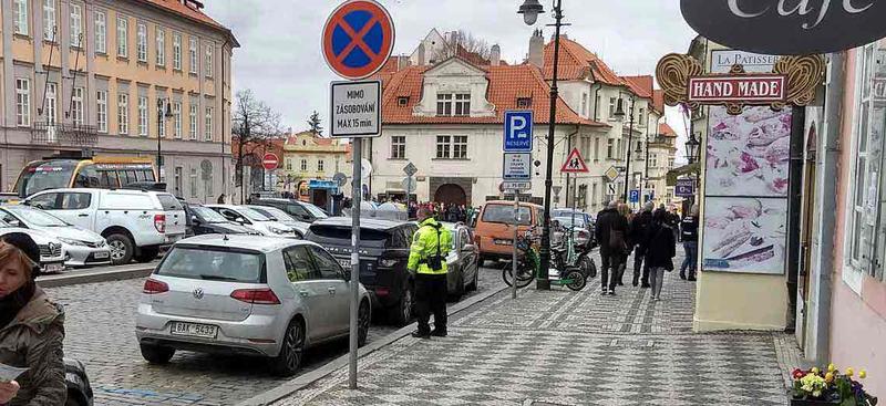 Tanie miejsca parkingowe