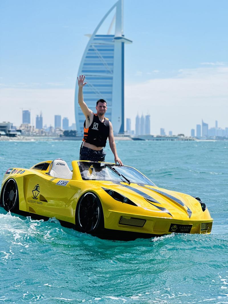 Sprzedaż aut z Dubaju