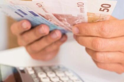 Zasiłek dla bezrobotnych w Niemczech – jak obliczyć wysokość i skutecznie się ubiegać?