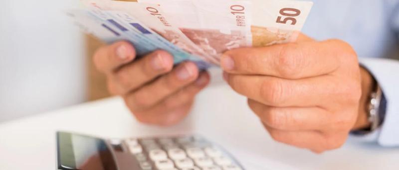 Zasiłek dla bezrobotnych w Niemczech – jak obliczyć wysokość i skutecznie się ubiegać?