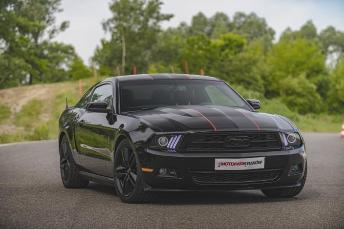 Zakup silnika Ford Mustang