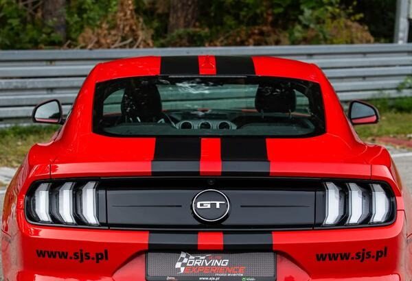 Ford Mustang GT: ceny, wersje i realne koszty utrzymania